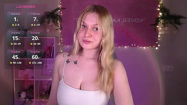 EmiliaDuchess online show from February 26, 7:35 pm