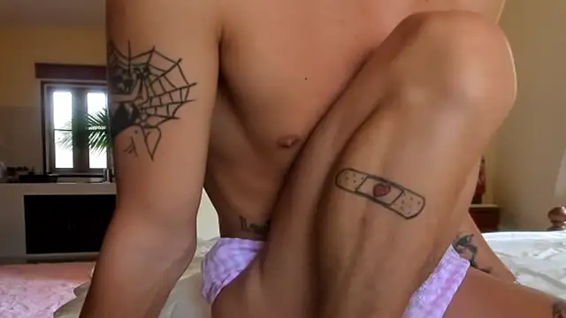 agelandreww online show from February 3, 6:22 am