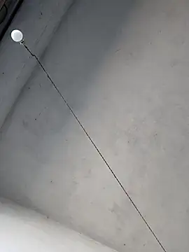 Snapshot of Srmotrs chatting on February 26, 6:23 am Srmotrs online show from February 26, 6:23 am