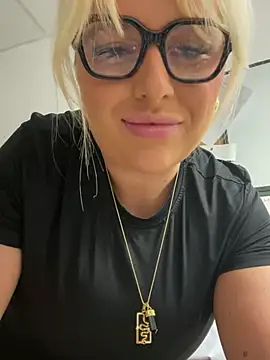 Arabellalee23 online show from January 26, 10:55 am