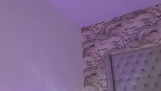 Kev jenner online show from November 11, 9:04 pm