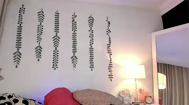 Snapshot of halseycox___ chatting on January 15, 6:33 am halseycox online show from January 15, 6:33 am