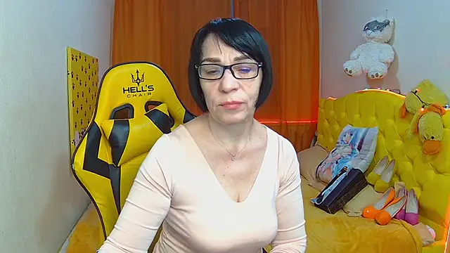 SandraHormas online show from February 11, 7:44 am