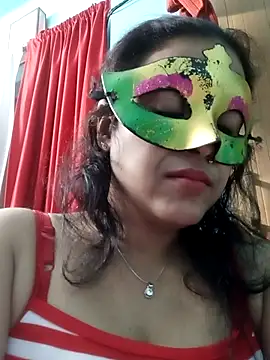 Snapshot of LOVERIAKOL chatting on January 1, 4:29 pm LOVERIAKOL online show from January 1, 4:29 pm