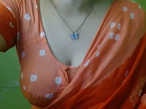 Snapshot of LOVERIAKOL chatting on July 14, 10:21 am LOVERIAKOL online show from July 14, 10:21 am