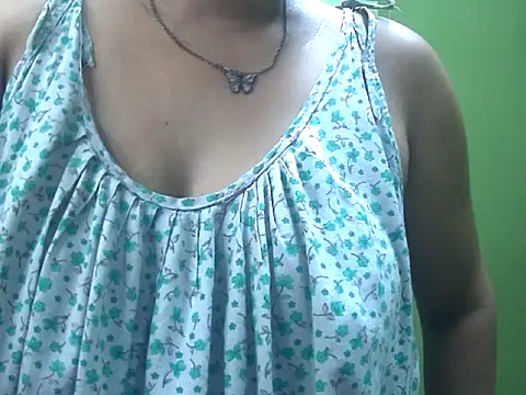 Snapshot of LOVERIAKOL chatting on July 30, 6:40 pm LOVERIAKOL online show from July 30, 6:40 pm