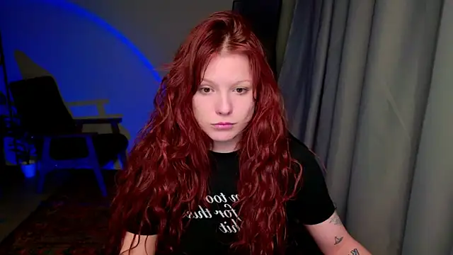 Elsie Ginger online show from April 29, 9:32 pm