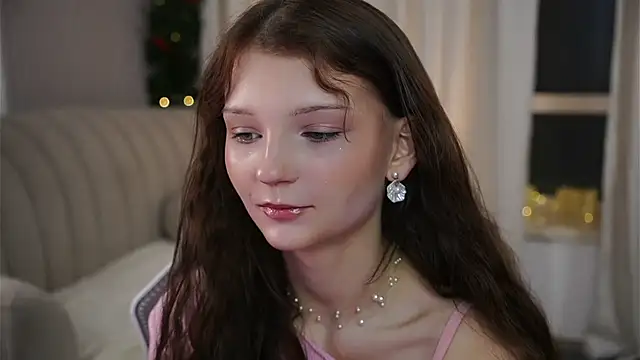 Snapshot of CindyGarrison chatting on February 5, 11:42 pm CindyGarrison online show from February 5, 11:42 pm