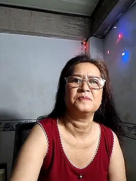 Snapshot of phnz chatting on April 19, 9:50 pm phnz online show from April 19, 9:50 pm