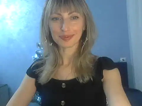 EffectMaya online show from December 19, 6:45 pm