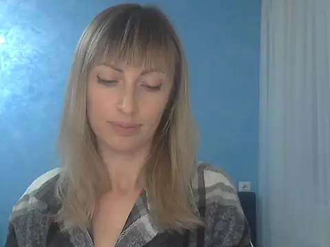 EffectMaya online show from September 25, 7:06 pm