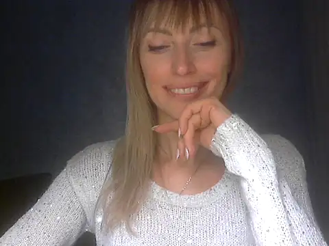 EffectMaya online show from February 1, 8:07 pm