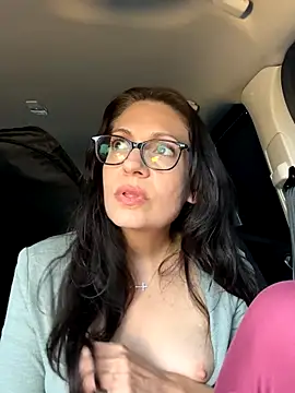 BeautifulMesss online show from October 13, 8:31 pm