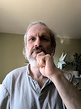 Snapshot of Zed0l1Mod chatting on February 28, 8:59 am Zed0l1Mod online show from February 28, 8:59 am