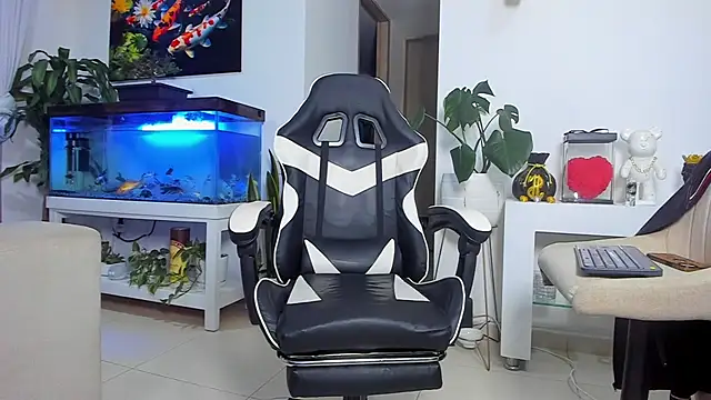 Johnnygrayson1 online show from October 13, 1:38 am