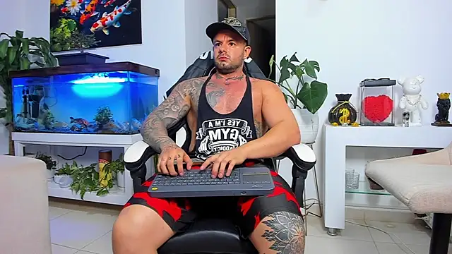 Johnnygrayson1 online show from October 30, 11:27 pm