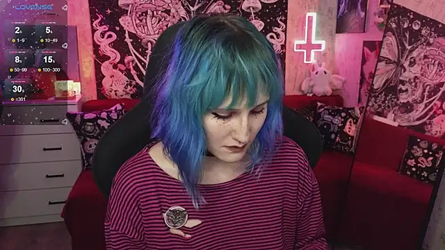 Snapshot of little_Elika chatting on November 9, 9:57 pm little Elika online show from November 9, 9:57 pm