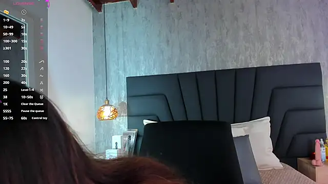 Sabrina Lennox online show from February 21, 7:32 pm