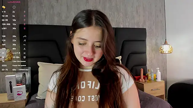 Sabrina Lennox online show from March 14, 7:34 pm