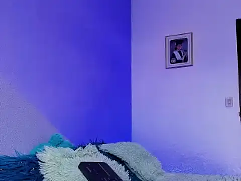 Snapshot of sallome21 chatting on March 19, 8:22 pm sallome21 online show from March 19, 8:22 pm