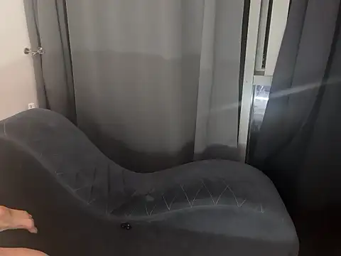 Snapshot of cemcero chatting on September 12, 7:47 pm cemcero online show from September 12, 7:47 pm