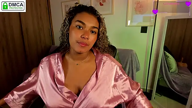 aleja montiel   online show from November 5, 12:49 pm