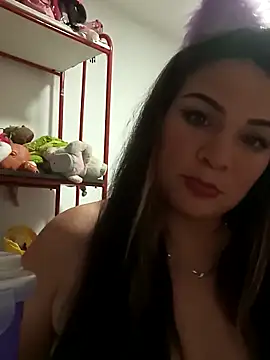 Snapshot of love_and_Lust chatting on November 20, 3:50 am love and Lust online show from November 20, 3:50 am