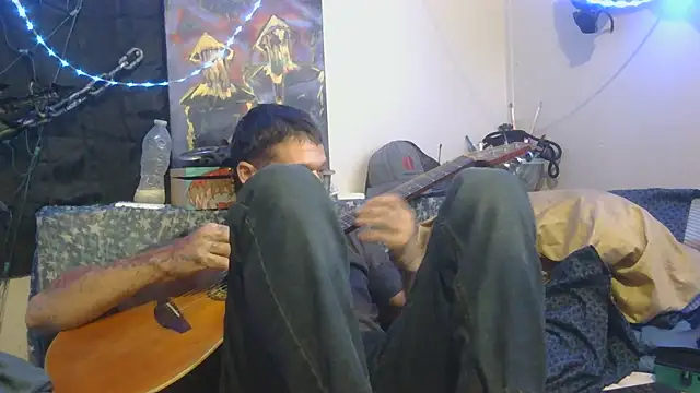 TheOneYouLove69 online show from November 16, 7:08 pm