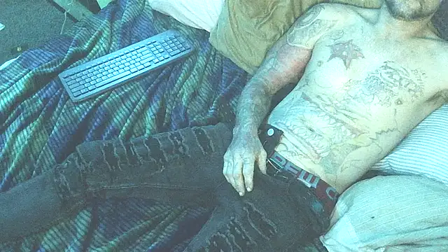 TheOneYouLove69 online show from March 14, 11:37 am