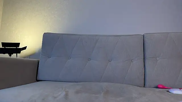 weshycouple online show from March 11, 7:09 pm