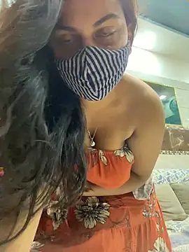 Snapshot of HaaniKaur chatting on January 8, 4:44 pm HaaniKaur online show from January 8, 4:44 pm