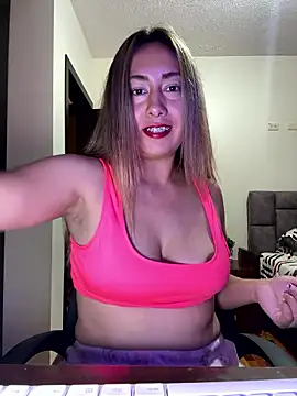 Snapshot of xLadyScarlettx chatting on December 7, 11:56 pm xLadyScarlettx online show from December 7, 11:56 pm