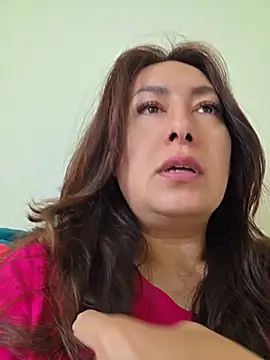 xLadyScarlettx online show from April 20, 1:03 pm