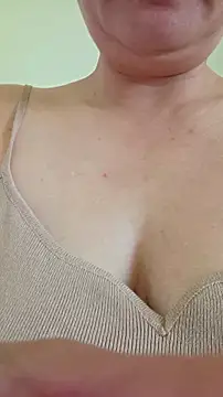 xLadyScarlettx online show from May 20, 12:44 pm