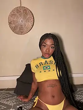 Snapshot of Isaa_Coleman_ chatting on December 11, 11:21 pm Isaa Coleman online show from December 11, 11:21 pm