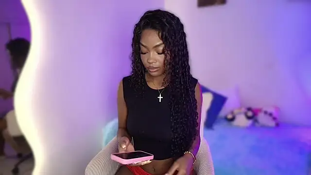 Snapshot of Isaa_Coleman_ chatting on June 21, 12:13 am Isaa Coleman online show from June 21, 12:13 am