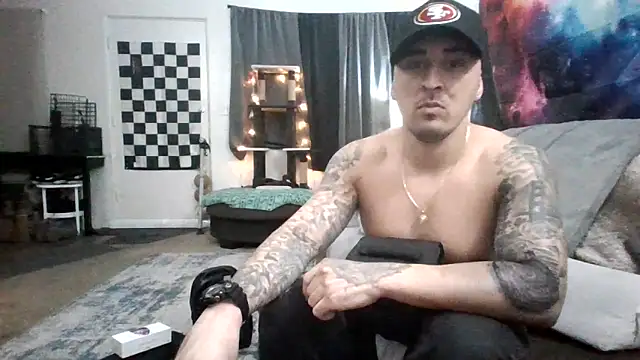 Snapshot of Antoniothedon chatting on December 10, 7:58 am Antoniothedon online show from December 10, 7:58 am