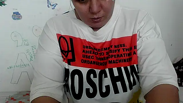 VixenBya online show from December 8, 9:02 am