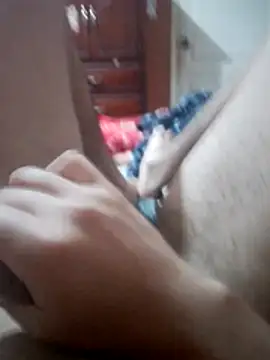 yahirgyui online show from November 2, 6:27 am