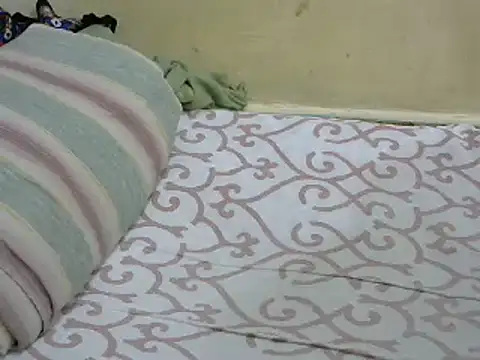 Snapshot of ebonyvalleria1 chatting on February 4, 3:36 pm ebonyvalleria1 online show from February 4, 3:36 pm