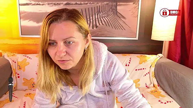 Snapshot of BigBoobsARRI chatting on November 5, 9:31 am BigBoobsARRI online show from November 5, 9:31 am