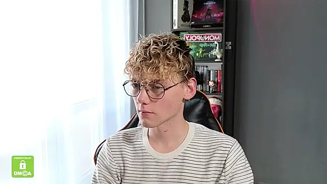 Keytaro online show from October 7, 12:35 pm