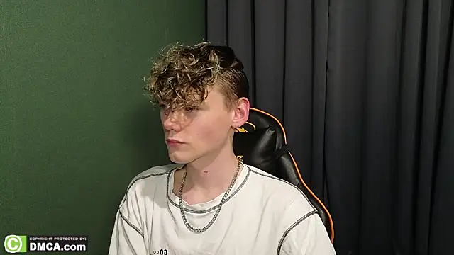 Keytaro online show from February 19, 1:45 am