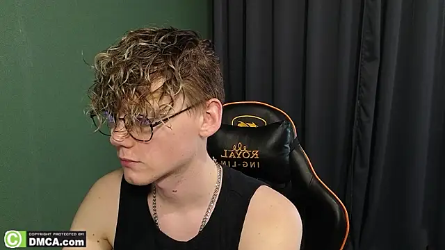 Keytaro online show from February 22, 9:52 am