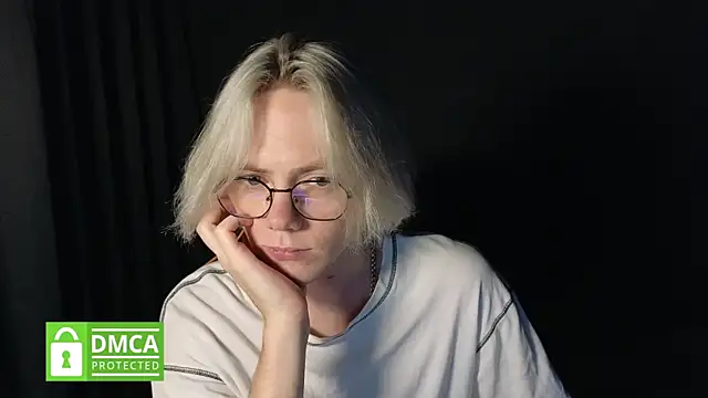 Snapshot of Keytaro chatting on July 6, 10:45 am Keytaro online show from July 6, 10:45 am