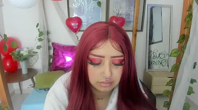 lussyevans24 online show from February 15, 8:11 am