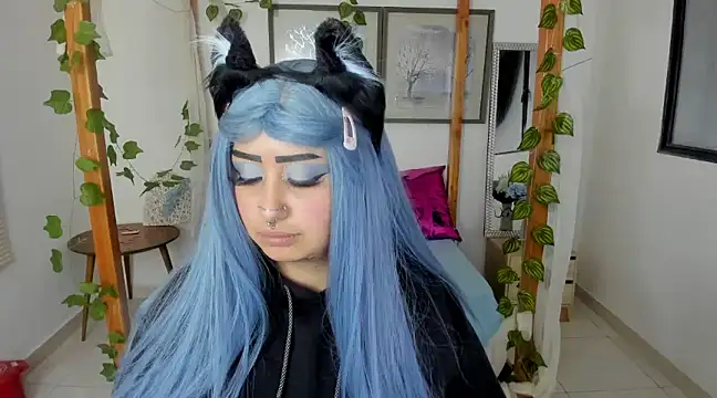 lussyevans24 online show from February 27, 3:36 am