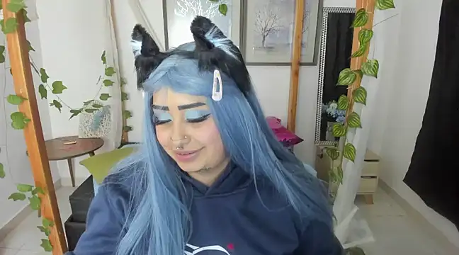 lussyevans24 online show from February 28, 7:48 am