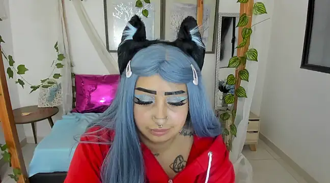 lussyevans24 online show from March 1, 6:13 am