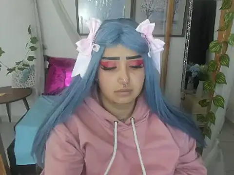 lussyevans24 online show from March 4, 6:15 am